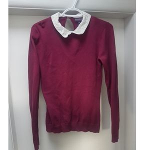 ◇2/$11🍦▪Lace collared burgundy shirt
